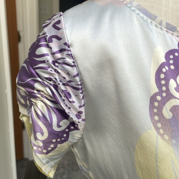 Elie Tahari too - Picture 3 of 6